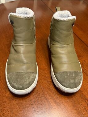 Stio Women's Colter Boots shearling collar lining Olive Green W 10 Comfort
